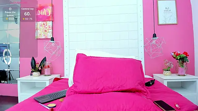 TransDoll09 online show from October 2025 06:05:01 PM