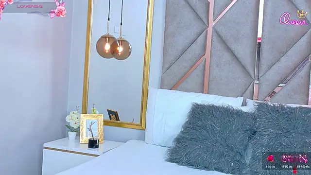 Rossie-Cameron online show from April 2026 02:01:01 AM