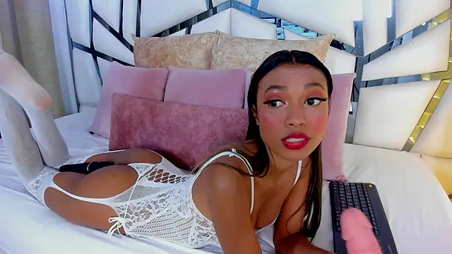 Susanna Cute online show from February 2026 04:40:01 PM