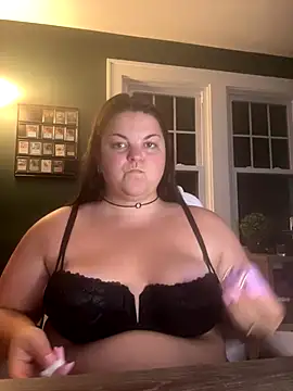 PlayWithBrittany online show from September 2025 02:04:02 AM