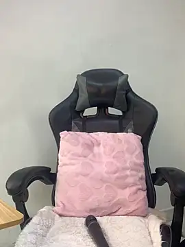 luna brown7 online show from March 2026 07:52:02 AM