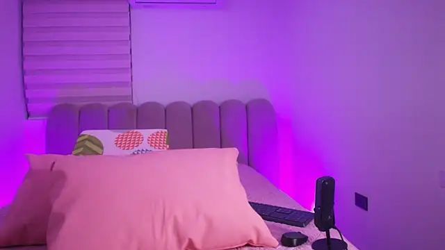 abbyrouss  online show from November 2025 03:09:02 AM