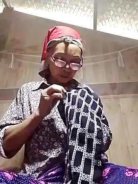 Snapshot of -Xuka-200 chatting on October 2025 02:28:02 AM -Xuka-200 online show from October 2025 02:28:02 AM