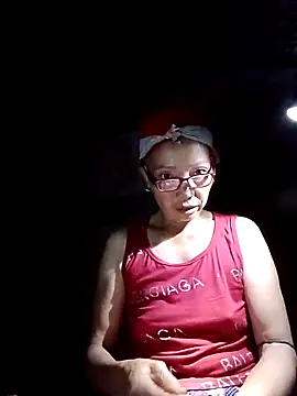 Snapshot of -Xuka-200 chatting on October 2025 10:29:02 PM -Xuka-200 online show from October 2025 10:29:02 PM