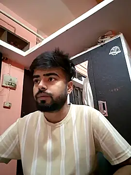 soniriyaa010101 online show from April 2026 07:58:02 AM