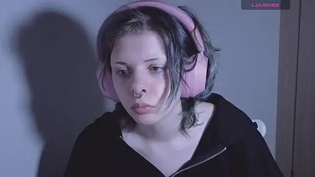 Snapshot of Alice_Zev chatting on June 2026 11:38:02 PM Alice Zev online show from June 2026 11:38:02 PM