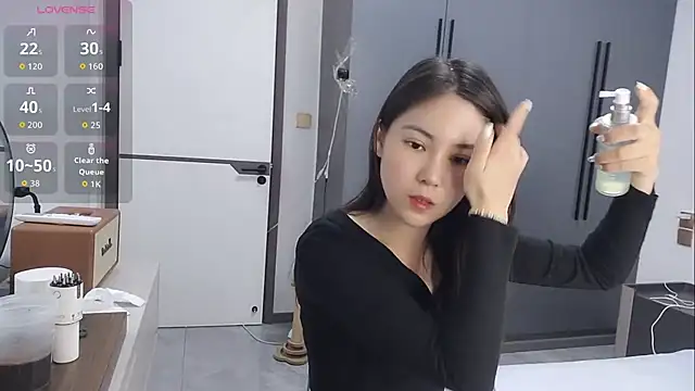 luckckcj online show from October 2025 02:12:02 AM