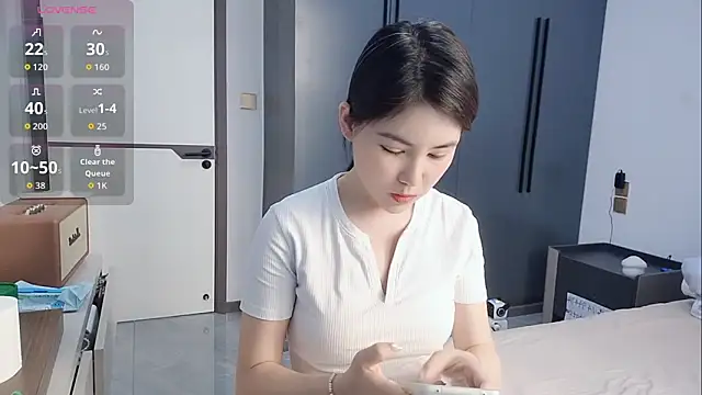 luckckcj online show from November 2025 05:17:01 AM