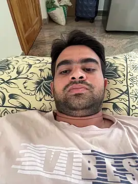 Snapshot of sunnu_97_ chatting on May 2026 06:09:02 AM sunnu 97 online show from May 2026 06:09:02 AM