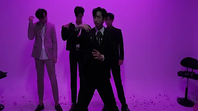 Snapshot of JL-sweetbaby1 chatting on October 2025 01:39:02 PM JL-sweetbaby1 online show from October 2025 01:39:02 PM