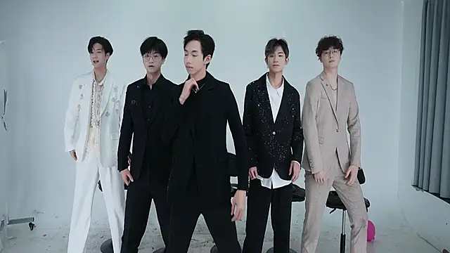 Snapshot of JL-sweetbaby1 chatting on October 2025 12:06:01 PM JL-sweetbaby1 online show from October 2025 12:06:01 PM