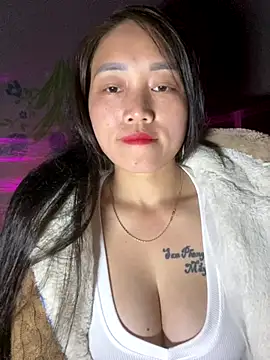 chipp-bong online show from November 2025 01:55:02 PM