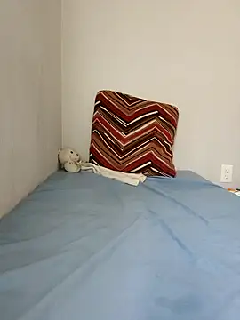 LuvTune online show from September 2025 04:18:01 PM