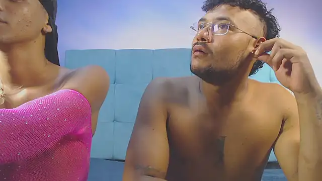 Snapshot of RiriCerchar chatting on October 2025 07:47:01 PM RiriCerchar online show from October 2025 07:47:01 PM