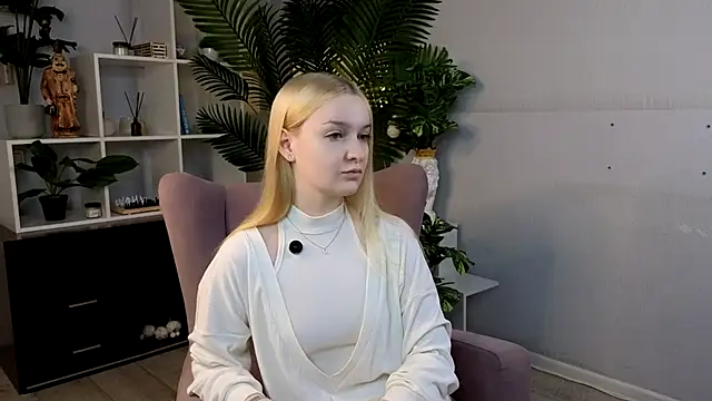 KrishnaSimmons online show from September 2025 09:53:02 AM