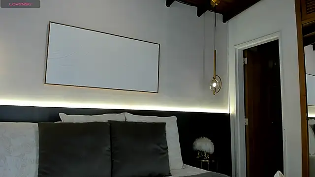 VictoriaShelby online show from September 2025 11:34:01 AM