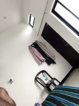 Snapshot of Chanderi19 chatting on October 2025 04:32:02 AM Chanderi19 online show from October 2025 04:32:02 AM