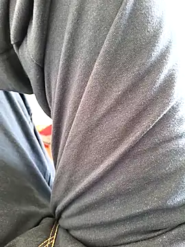 Snapshot of Chanderi19 chatting on November 2025 08:14:01 AM Chanderi19 online show from November 2025 08:14:01 AM