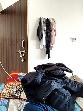 Snapshot of Chanderi19 chatting on November 2025 04:48:02 AM Chanderi19 online show from November 2025 04:48:02 AM