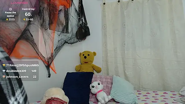Snapshot of GaiaX_28 chatting on October 2025 08:05:01 PM GaiaX 28 online show from October 2025 08:05:01 PM