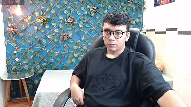 titanxero online show from October 2025 12:39:02 PM