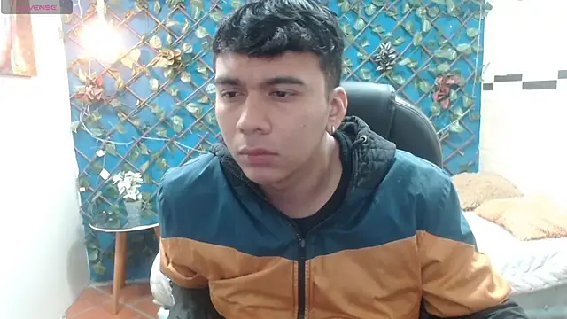 titanxero online show from November 2025 01:21:02 PM