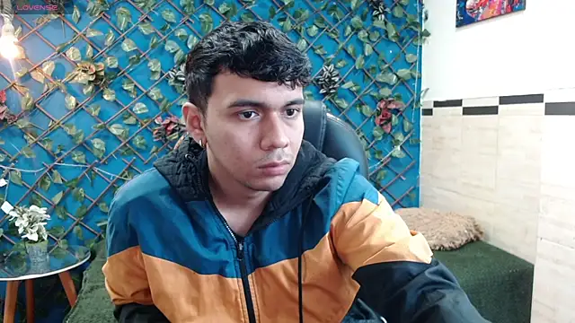 titanxero online show from November 2025 12:30:01 PM