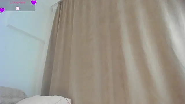 dark summer online show from April 2026 05:32:01 PM