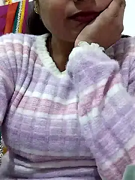 Hot-Pooja25 online show from January 2026 05:37:01 PM