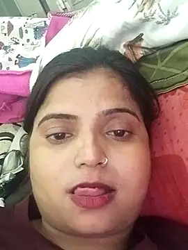 Hot-Pooja25 online show from April 2026 04:51:02 PM