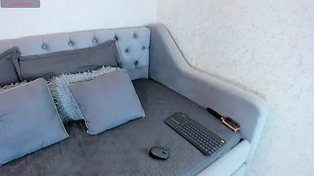 Snapshot of MAGIC_JANNE chatting on October 2025 07:49:02 PM MAGIC JANNE online show from October 2025 07:49:02 PM