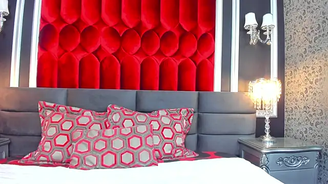 SharonBonet online show from December 2025 12:03:02 PM