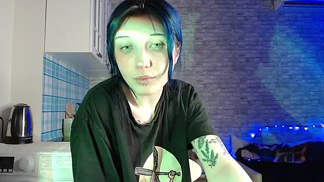 Snapshot of LolaBlueberry chatting on October 2025 08:54:02 PM LolaBlueberry online show from October 2025 08:54:02 PM