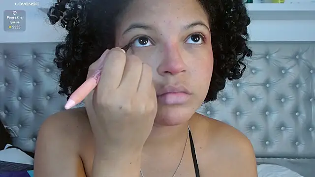 lulu lovee online show from October 2025 03:16:01 AM