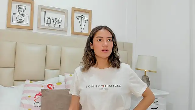 Skylerwhite02 online show from February 2026 07:53:02 PM