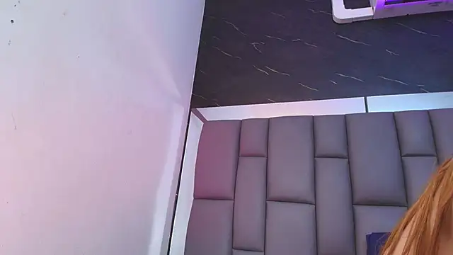 kissme luna online show from November 2025 07:03:01 PM