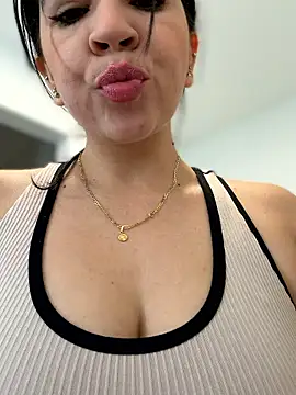 Gringo XXX Latina online show from January 2026 03:45:02 AM