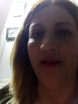 Snapshot of ROOMIINA chatting on October 2025 03:28:02 AM ROOMIINA online show from October 2025 03:28:02 AM