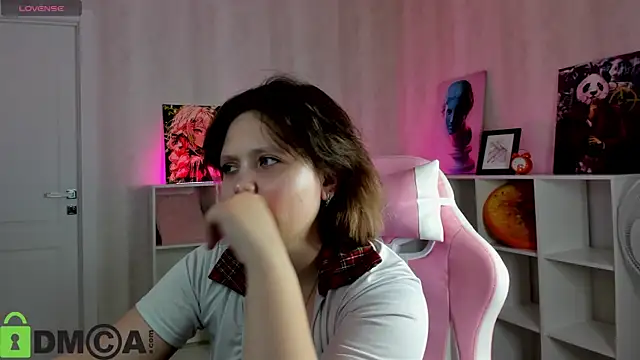 Mila  Cutee online show from December 2025 09:29:01 AM