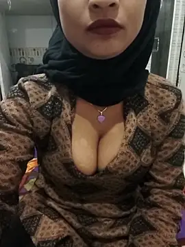 Itz Mayra  online show from November 2025 07:58:01 AM