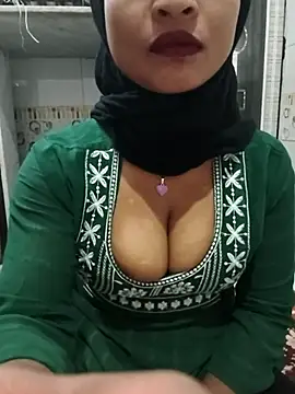 Itz Mayra  online show from November 2025 07:07:01 AM