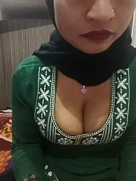 Itz Mayra  online show from November 2025 09:20:01 AM