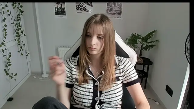 NeyliDream online show from July 2026 12:42:02 PM