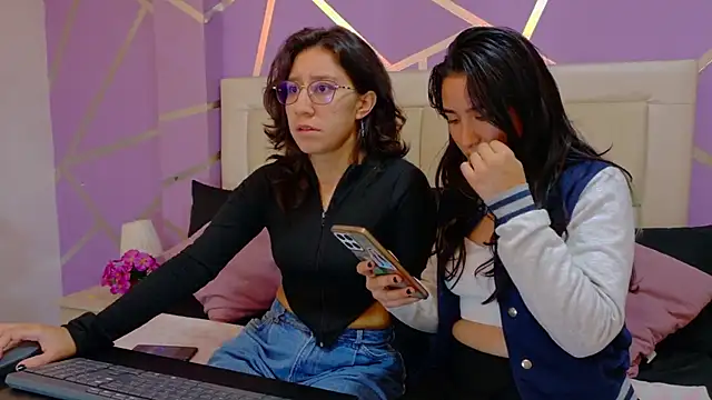 jupiterysaturno online show from November 2025 01:08:02 AM