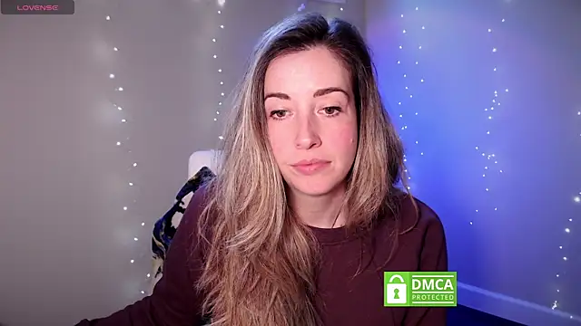 SuggestiveBehavior online show from November 2025 05:24:01 PM