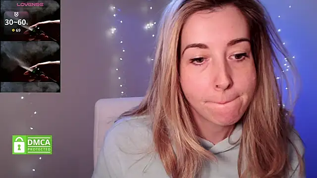 SuggestiveBehavior online show from December 2025 05:20:01 PM