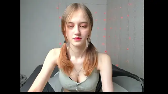 dreamy pollyyy online show from March 2026 03:57:02 PM