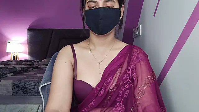 Snapshot of Tanya-mittal chatting on July 2026 06:19:02 AM Tanya-mittal online show from July 2026 06:19:02 AM
