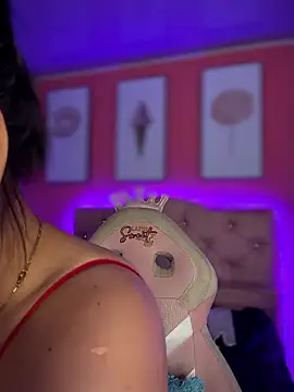 Megaan  More online show from January 2026 12:37:01 AM