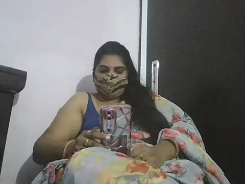 Snapshot of Nisha-telugu chatting on September 2025 04:45:02 PM Nisha-telugu online show from September 2025 04:45:02 PM